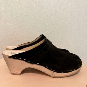 Maguba black suede clogs with natural wood size 37 (US 7) made in Sweden